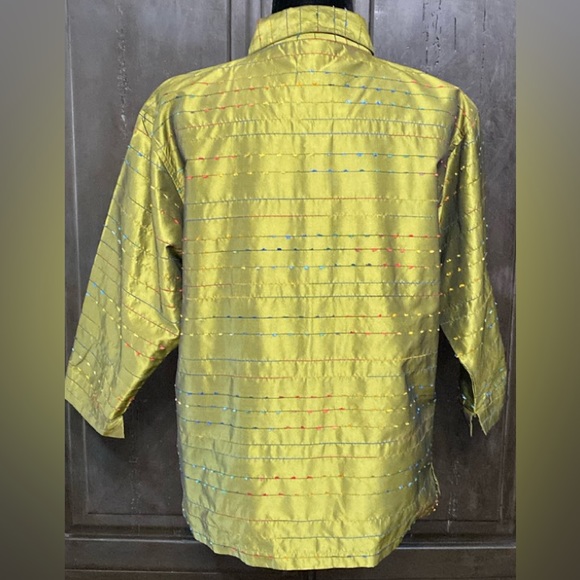 Maggie & Max green oversized silk/ satin buttondown blouse - Size XL - Picture 3 of 8